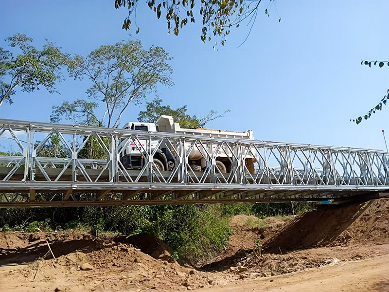CB 200 Bailey Bridge 27metrový dvouřadý jednovrstvý vyztužený Bailey Bridge