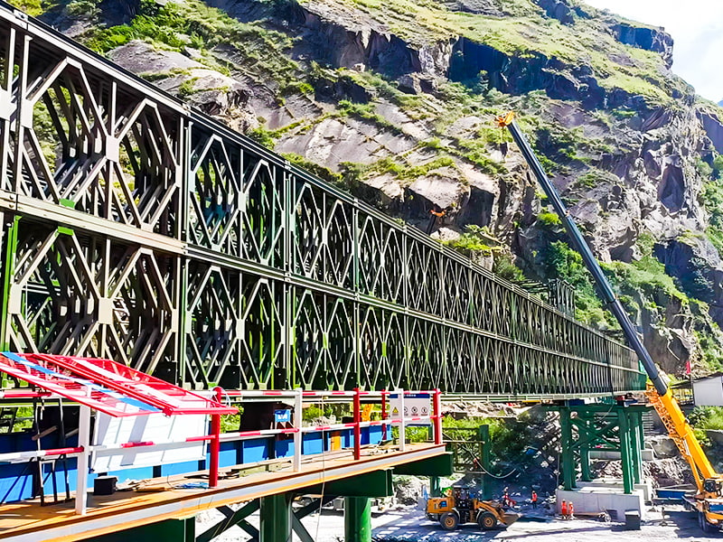 CB 200 Bailey Bridge Čtyřřadý dvouvrstvý vyztužený Bailey Bridge